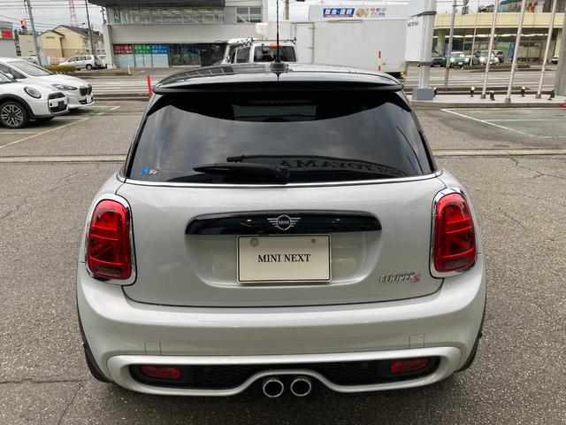 MINI クーパーS MINI正規ディーラー認定中古車 2年間走行距離無制限保証 ワンオーナー LEDバックカメラ(6枚目)