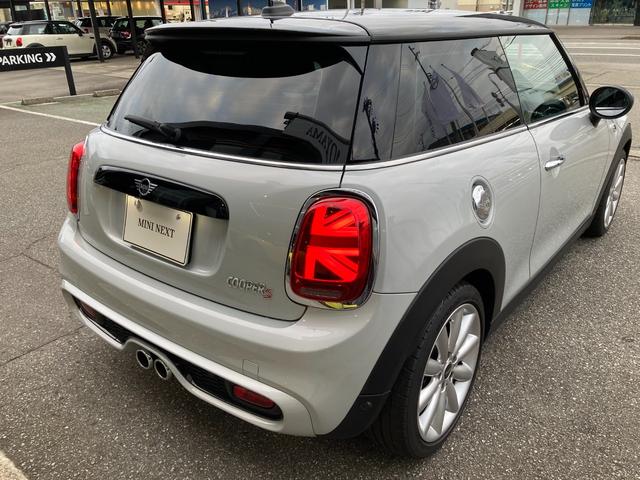 MINI クーパーS MINI正規ディーラー認定中古車 2年間走行距離無制限保証 ワンオーナー LEDバックカメラ(10枚目)