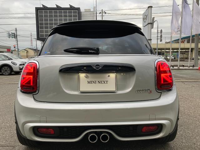 MINI クーパーS MINI正規ディーラー認定中古車 2年間走行距離無制限保証 ワンオーナー LEDバックカメラ(12枚目)