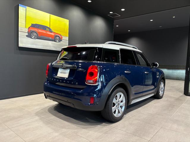 ＭＩＮＩ クーパーＤ　クロスオーバー　オール４　４ＷＤ　ＭＩＮＩ正規ディーラー認定中古車　２年間走行距離無制限保証（7枚目）