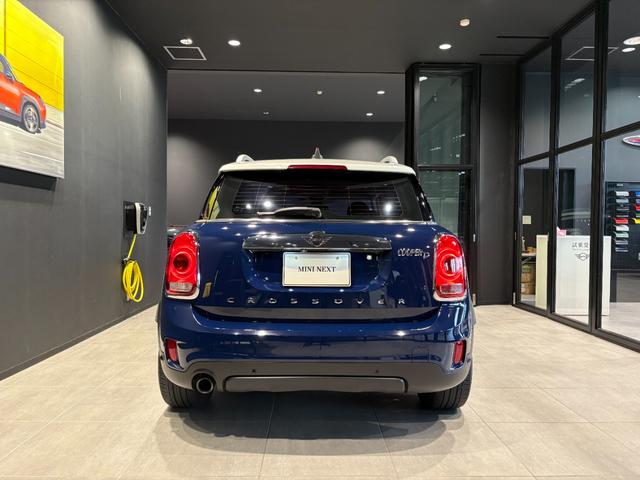ＭＩＮＩ クーパーＤ　クロスオーバー　オール４　４ＷＤ　ＭＩＮＩ正規ディーラー認定中古車　２年間走行距離無制限保証（8枚目）