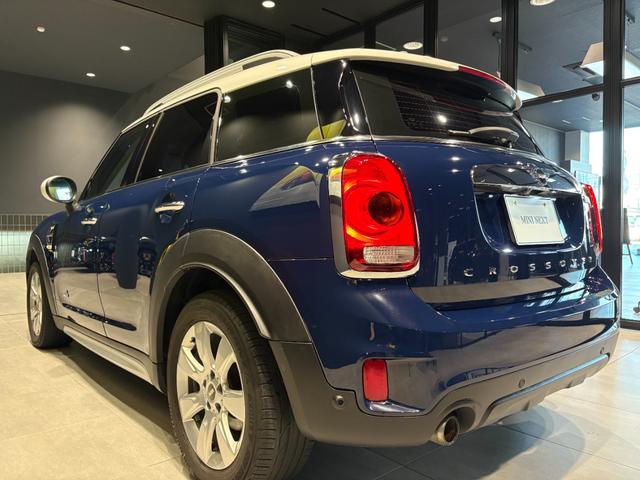 ＭＩＮＩ クーパーＤ　クロスオーバー　オール４　４ＷＤ　ＭＩＮＩ正規ディーラー認定中古車　２年間走行距離無制限保証（10枚目）