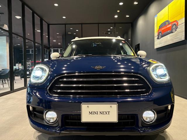 ＭＩＮＩ クーパーＤ　クロスオーバー　オール４　４ＷＤ　ＭＩＮＩ正規ディーラー認定中古車　２年間走行距離無制限保証（12枚目）