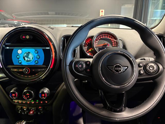 ＭＩＮＩ クーパーＤ　クロスオーバー　オール４　４ＷＤ　ＭＩＮＩ正規ディーラー認定中古車　２年間走行距離無制限保証（25枚目）