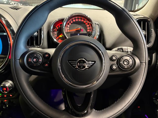 ＭＩＮＩ クーパーＤ　クロスオーバー　オール４　４ＷＤ　ＭＩＮＩ正規ディーラー認定中古車　２年間走行距離無制限保証（26枚目）