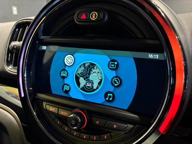 ＭＩＮＩ クーパーＤ　クロスオーバー　オール４　４ＷＤ　ＭＩＮＩ正規ディーラー認定中古車　２年間走行距離無制限保証（28枚目）