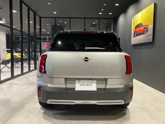 MINI カントリーマンE クラシック・トリム 弊社デモカーUP MINI正規ディーラー認定中古車 2年間走行距離無制限保証(3枚目)