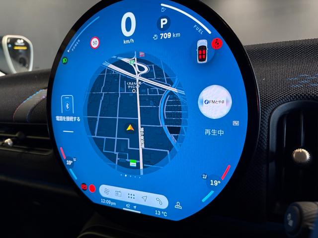 MINI クーパーC クラシック・トリム MINI正規ディーラー認定中古車 2年間走行距離無制限保証 3ドア DCT(5枚目)