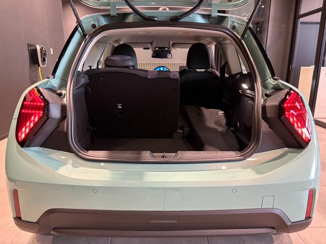 MINI クーパーC クラシック・トリム MINI正規ディーラー認定中古車 2年間走行距離無制限保証 3ドア DCT(25枚目)