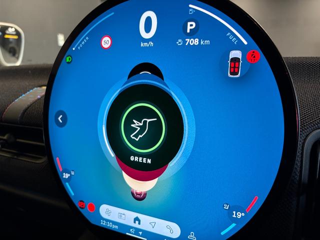 MINI クーパーC クラシック・トリム MINI正規ディーラー認定中古車 2年間走行距離無制限保証 3ドア DCT(41枚目)