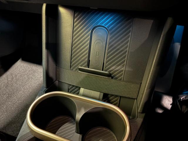 MINI クーパーC クラシック・トリム MINI正規ディーラー認定中古車 2年間走行距離無制限保証 3ドア DCT(43枚目)