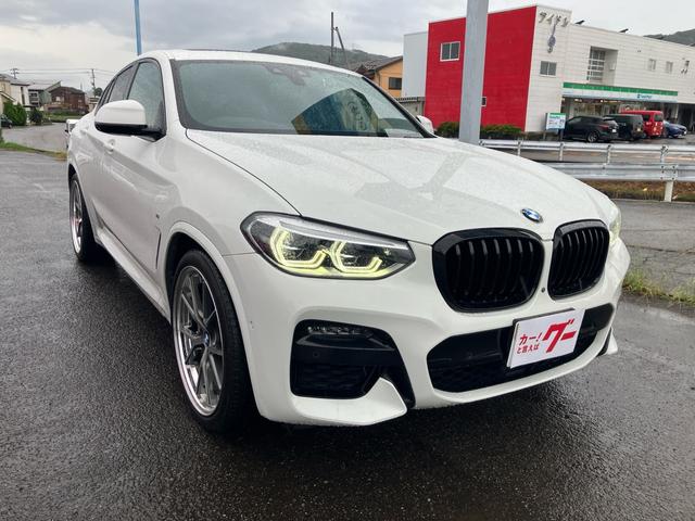 Ｘ４ ｘＤｒｉｖｅ　３０ｉ　４ＷＤ　純正ＨＤＤナビ　フルセグＴＶ　全方位カメラ　Ｂｌｕｅｔｏｏｔｈオーディオ　ドライブレコーダー　サンルーフ　純正１９インチアルミ　ＬＥＤヘッドライト　レザーシート　スマートキー　プッシュスタート（3枚目）