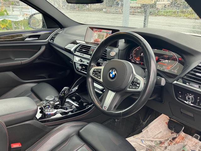 Ｘ４ ｘＤｒｉｖｅ　３０ｉ　４ＷＤ　純正ＨＤＤナビ　フルセグＴＶ　全方位カメラ　Ｂｌｕｅｔｏｏｔｈオーディオ　ドライブレコーダー　サンルーフ　純正１９インチアルミ　ＬＥＤヘッドライト　レザーシート　スマートキー　プッシュスタート（12枚目）