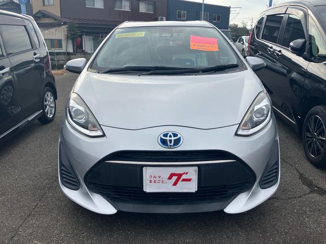 アクア Ｓ　スマートエントリーＰＫＧ　純正メモリーナビ　ワンセグＴＶ　バックカメラ　Ｂｌｕｅｔｏｏｔｈオーディオ　ＥＴＣ　ドライブレコーダー　スマートキー　プッシュスタート　オートエアコン　ハイブリッド（2枚目）