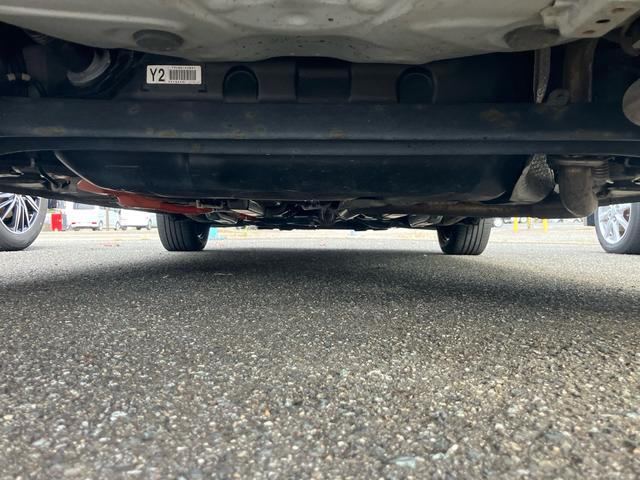 アクア Ｓ　スマートエントリーＰＫＧ　純正メモリーナビ　ワンセグＴＶ　バックカメラ　Ｂｌｕｅｔｏｏｔｈオーディオ　ＥＴＣ　ドライブレコーダー　スマートキー　プッシュスタート　オートエアコン　ハイブリッド（7枚目）