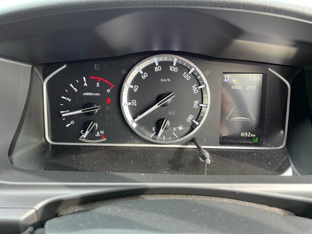 ハイエースバン スーパーＧＬ　ダークプライムＩＩ　ＤＡＭＤ　ＤＥＦＡＣＥ仕様　ベットキット　ラプターライナー塗装　デルタフォースホイール　Ｘ－ＡＴタイヤ　ライノラック　ヴィンテージシートカバー　リーガルフェンダー（54枚目）