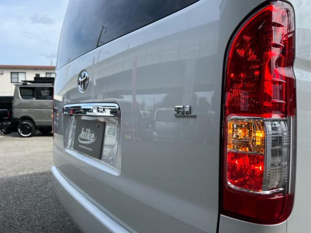 ハイエースワゴン ＧＬ　寒冷地仕様　パワースライドドア　ＬＥＤヘッドランプ　パノラミックビューモニター　デジタルインナーミラー　小窓あり　スマートキー２個　フロントガラス＆ドアミラーヒーター（26枚目）