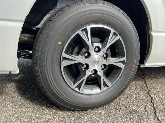 ハイエースワゴン ＧＬ　寒冷地仕様　パワースライドドア　ＬＥＤヘッドランプ　パノラミックビューモニター　デジタルインナーミラー　小窓あり　スマートキー２個　フロントガラス＆ドアミラーヒーター（40枚目）