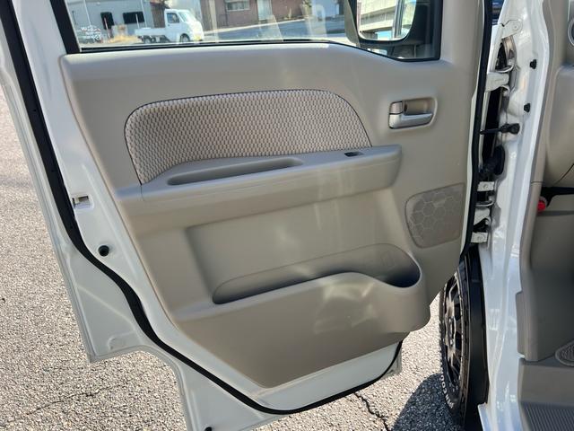 エブリイワゴン ＰＺターボ　禁煙　ワンオーナー車　ルーフテント　サイドオーニング　ＭＬＪアルミ　ＴＯＹＯオプカンＲＴ　ショートバンパー＆ガードガードバー　ナビ　バックカメラ　ＥＴＣ　前後ドライブレコーダ　グー保証３年走行無制限付（13枚目）