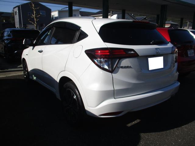 ヴェゼル ハイブリッドZ・ホンダセンシング ナビ・TV(フルセグ) バックカメラ ETC プッシュスタート スマートキー シートヒーター(4枚目)