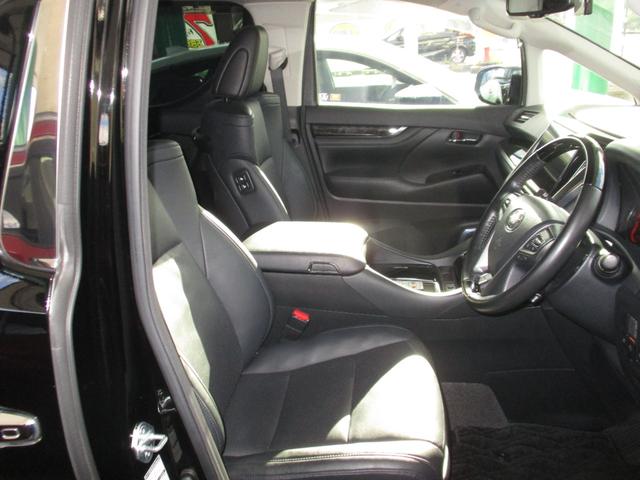 アルファード 2.5S Cパッケージ ナビ・TV(フルセグ) バックカメラ ETC ドライブレコーダー シートヒーター 後席モニター プッシュスタート スマートキー 両側パワースライドドア(18枚目)