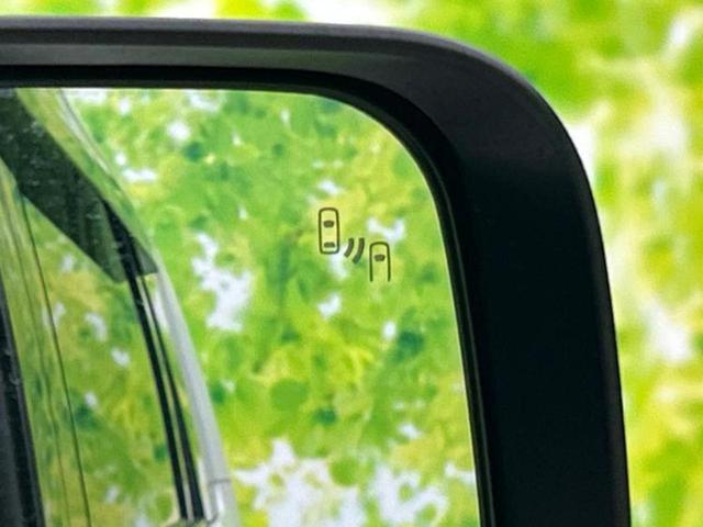 デリカＤ：５ ４ＷＤアーバンギアＰエディション　保証書／純正　１０インチ　ＳＤナビ／フリップダウンモニター　純正　１１．５インチ／イーアシスト（ミツビシ）／両側電動スライドドア／シートヒーター　前席／マルチアラウンドモニター　革シート　バックカメラ（52枚目）