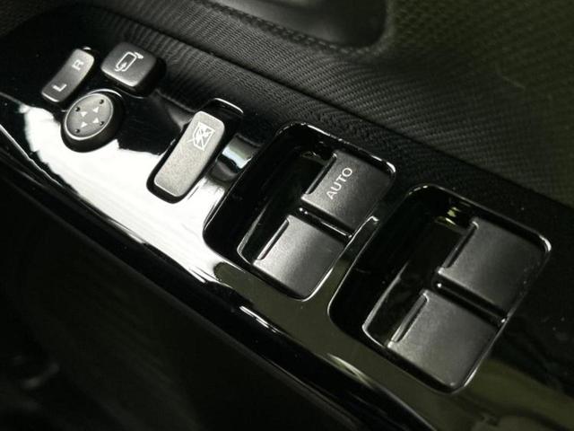 スペーシアカスタム 4WDハイブリッドXSターボ 新品タイヤ/純正 8インチ SDナビ/衝突安全装置/両側電動スライドドア/シートヒーター 前席/全方位モニター用カメラ/車線逸脱防止支援システム/シート ハーフレザー ターボ 衝突被害軽減システム(34枚目)
