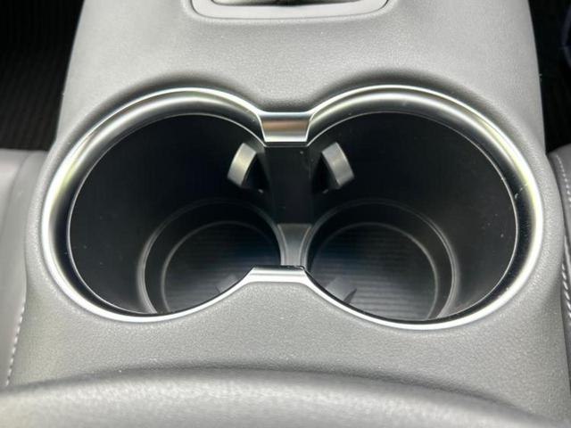 ハリアーハイブリッド 4WD Z 新品タイヤ/JBL/保証書/純正 SDナビ/デジタルインナーミラー/衝突安全装置/パノラミックビューモニター/車線逸脱防止支援システム/シート ハーフレザー/パーキングアシスト バックガイド 4WD(39枚目)