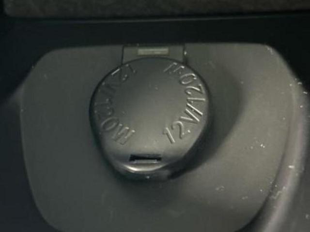 ハリアーハイブリッド 4WD Z 新品タイヤ/JBL/保証書/純正 SDナビ/デジタルインナーミラー/衝突安全装置/パノラミックビューモニター/車線逸脱防止支援システム/シート ハーフレザー/パーキングアシスト バックガイド 4WD(47枚目)