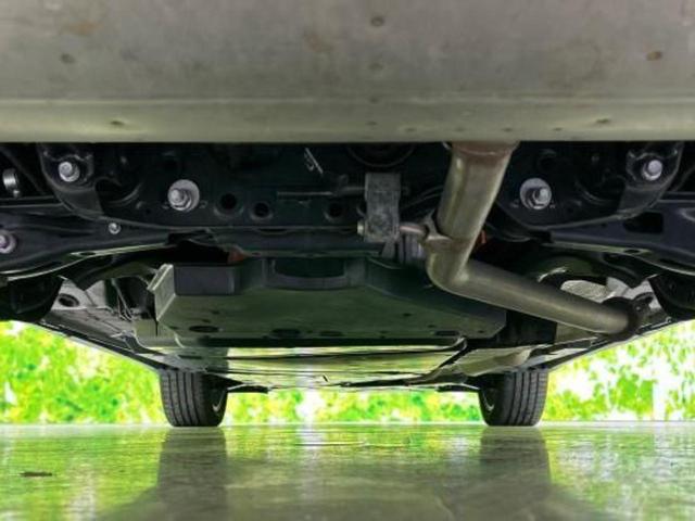 ハリアーハイブリッド 4WD Z 新品タイヤ/JBL/保証書/純正 SDナビ/デジタルインナーミラー/衝突安全装置/パノラミックビューモニター/車線逸脱防止支援システム/シート ハーフレザー/パーキングアシスト バックガイド 4WD(56枚目)