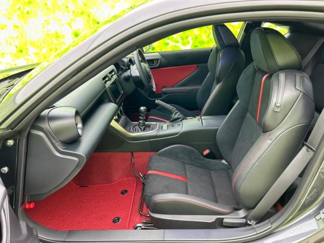 GR86 RZ 保証書/ディスプレイオーディオ/衝突安全装置/シートヒーター 前席/車線逸脱防止支援システム/シート ハーフレザー/ドライブレコーダー 前後/ヘッドランプ LED/USBジャック 衝突被害軽減システム(6枚目)