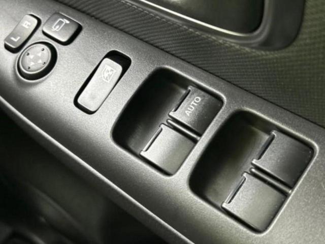 ワゴンRスマイル 4WDハイブリッドSリミテッド 純正 9インチ メモリーナビ/セーフティサポート(スズキ)/両側電動スライドドア/シートヒーター 前席/全方位モニター/車線逸脱防止支援システム/ヘッドランプ LED/USBジャック 全周囲カメラ(33枚目)