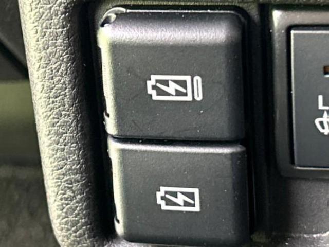 ワゴンRスマイル 4WDハイブリッドSリミテッド 純正 9インチ メモリーナビ/セーフティサポート(スズキ)/両側電動スライドドア/シートヒーター 前席/全方位モニター/車線逸脱防止支援システム/ヘッドランプ LED/USBジャック 全周囲カメラ(44枚目)