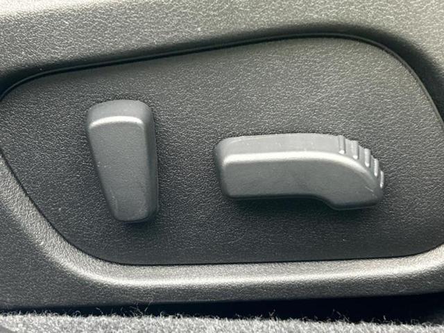 ＸＶ ４ＷＤ２．０ｉアイサイトプラウドエディション　保証書／純正　ＳＤナビ／衝突安全装置／車線逸脱防止支援システム／ドライブレコーダー　社外／ヘッドランプ　ＬＥＤ／ＵＳＢジャック／Ｂｌｕｅｔｏｏｔｈ接続／ＥＴＣ２．０／ＥＢＤ付ＡＢＳ／横滑り防止装置（33枚目）