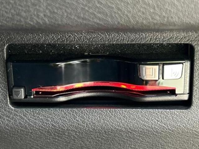 キックス Xツートーンインテリアエディション 保証書/純正 9インチ SDナビ/インテリジェントルームミラー/衝突安全装置/シートヒーター/アラウンドビューモニター/車線逸脱防止支援システム/シート 合皮/プロパイロット 衝突被害軽減システム(18枚目)