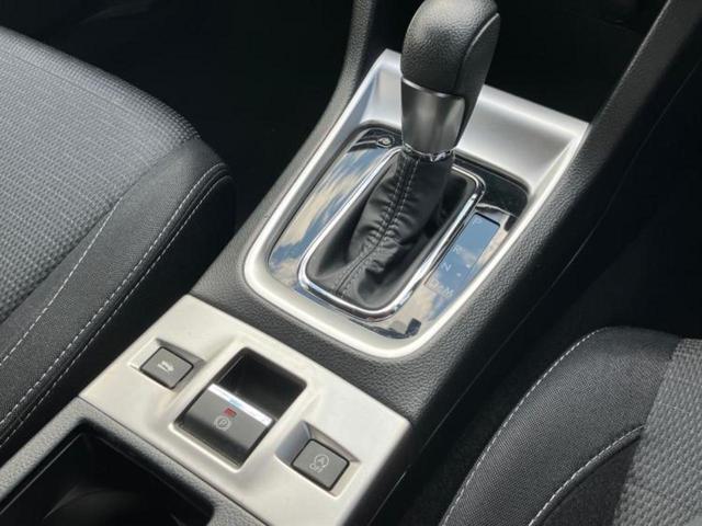 レヴォーグ 4WD1.6GTアイサイトSスタイル 純正 SDナビ/アイサイト/車線逸脱防止支援システム/パーキングアシスト バックガイド/ドライブレコーダー 前後/ヘッドランプ LED/USBジャック/Bluetooth接続/ETC ターボ 4WD(15枚目)