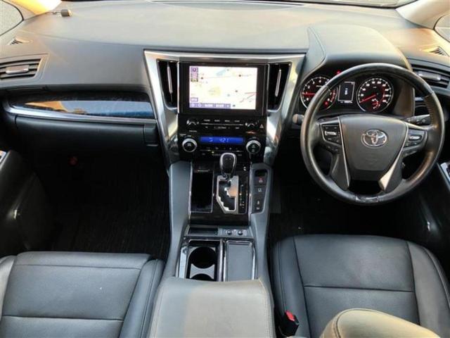 アルファード Ｓ　Ｃパッケージ　新品タイヤ／保証書／ディスプレイオーディオ＋ナビ／フリップダウンモニター　純正　１１．５インチ／トヨタセーフティセンス／両側電動スライドドア／エアーシート　前席／車線逸脱防止支援システム　バックカメラ（4枚目）