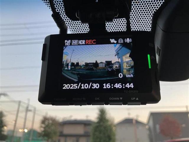 アルファード Ｓ　Ｃパッケージ　新品タイヤ／保証書／ディスプレイオーディオ＋ナビ／フリップダウンモニター　純正　１１．５インチ／トヨタセーフティセンス／両側電動スライドドア／エアーシート　前席／車線逸脱防止支援システム　バックカメラ（16枚目）