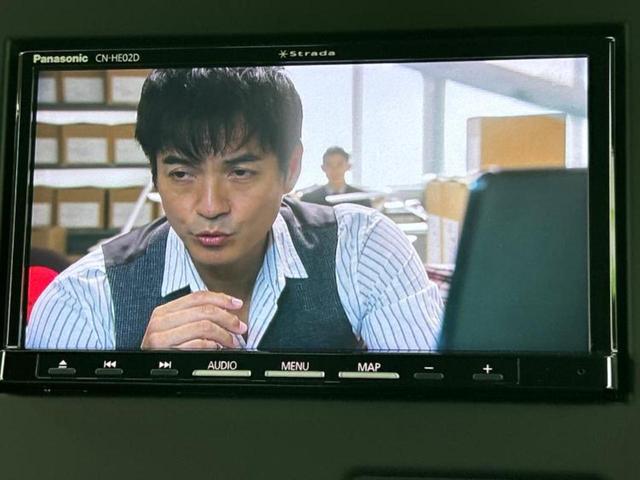 N-BOXカスタム ターボコーディネートスタイル2トーン 新品タイヤ/社外 SDナビ/ホンダセンシング/両側電動スライドドア/シートヒーター/車線逸脱防止支援システム/シート 合皮/ドライブレコーダー 社外/ヘッドランプ LED/Bluetooth接続(11枚目)