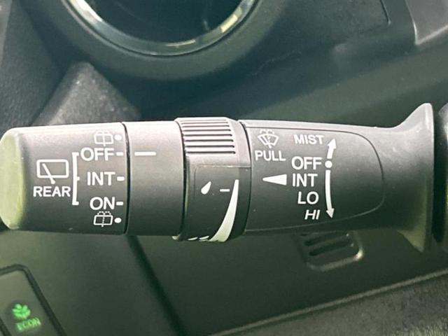 N-BOXカスタム ターボコーディネートスタイル2トーン 新品タイヤ/社外 SDナビ/ホンダセンシング/両側電動スライドドア/シートヒーター/車線逸脱防止支援システム/シート 合皮/ドライブレコーダー 社外/ヘッドランプ LED/Bluetooth接続(15枚目)