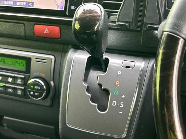 ハイエースバン 4WDロングスーパーGLダークプライム2 新品タイヤ/保証書/純正 SDナビ/衝突安全装置/車線逸脱防止支援システム/ヘッドランプ LED/ETC/EBD付ABS/横滑り防止装置/フルセグTV/エアバッグ 運転席/エアバッグ 助手席 4WD(17枚目)