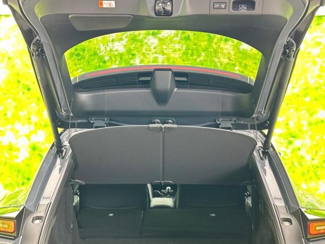 クラウンスポーツ 4WD Z 純正エアロ/保証書/純正 11.6インチ SDナビ/デジタルインナーミラー/トヨタセーフティセンス/シートヒーター/全方位モニター/車線逸脱防止支援システム/シート フルレザー 革シート 全周囲カメラ(28枚目)