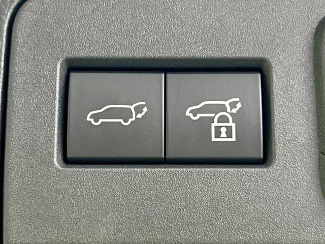 クラウンスポーツ 4WD Z 純正エアロ/保証書/純正 11.6インチ SDナビ/デジタルインナーミラー/トヨタセーフティセンス/シートヒーター/全方位モニター/車線逸脱防止支援システム/シート フルレザー 革シート 全周囲カメラ(29枚目)