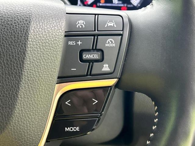 クラウンスポーツ 4WD Z 純正エアロ/保証書/純正 11.6インチ SDナビ/デジタルインナーミラー/トヨタセーフティセンス/シートヒーター/全方位モニター/車線逸脱防止支援システム/シート フルレザー 革シート 全周囲カメラ(32枚目)