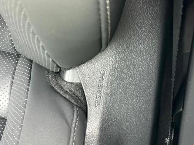 クラウンスポーツ 4WD Z 純正エアロ/保証書/純正 11.6インチ SDナビ/デジタルインナーミラー/トヨタセーフティセンス/シートヒーター/全方位モニター/車線逸脱防止支援システム/シート フルレザー 革シート 全周囲カメラ(51枚目)