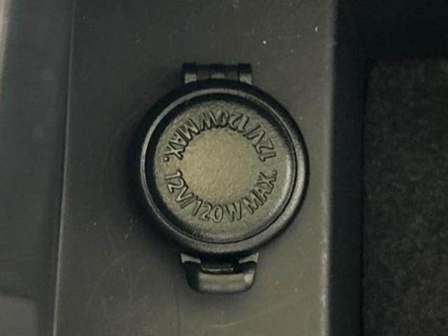 国産車から輸入車まで多様なお客様のニーズのお応えできるように、全国規模で豊富な在庫展開！車のことならＷＥＣＡＲＳへ！