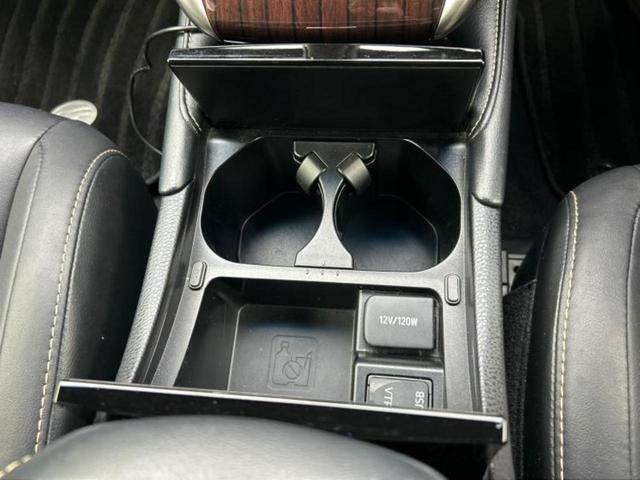 ハリアーハイブリッド ４ＷＤプレミアム　サンルーフ／保証書／純正　９インチ　ＳＤナビ／衝突安全装置／車線逸脱防止支援システム／シート　ハーフレザー／パーキングアシスト　バックガイド／電動バックドア／ヘッドランプ　ＬＥＤ　衝突被害軽減システム（40枚目）