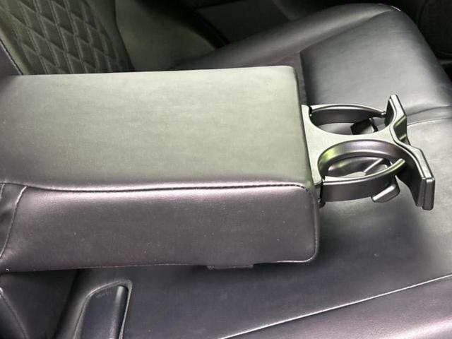 ハリアーハイブリッド ４ＷＤプレミアム　サンルーフ／保証書／純正　９インチ　ＳＤナビ／衝突安全装置／車線逸脱防止支援システム／シート　ハーフレザー／パーキングアシスト　バックガイド／電動バックドア／ヘッドランプ　ＬＥＤ　衝突被害軽減システム（42枚目）