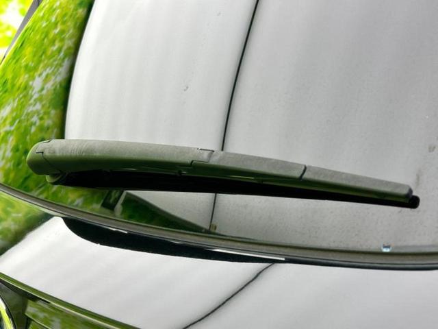 ハリアーハイブリッド ４ＷＤプレミアム　サンルーフ／保証書／純正　９インチ　ＳＤナビ／衝突安全装置／車線逸脱防止支援システム／シート　ハーフレザー／パーキングアシスト　バックガイド／電動バックドア／ヘッドランプ　ＬＥＤ　衝突被害軽減システム（50枚目）