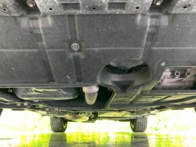 ハリアーハイブリッド ４ＷＤプレミアム　サンルーフ／保証書／純正　９インチ　ＳＤナビ／衝突安全装置／車線逸脱防止支援システム／シート　ハーフレザー／パーキングアシスト　バックガイド／電動バックドア／ヘッドランプ　ＬＥＤ　衝突被害軽減システム（54枚目）